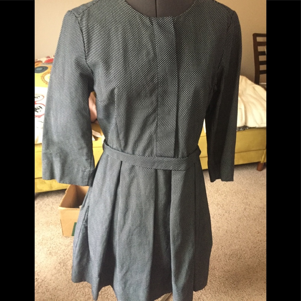 Gap Dress Size 10 Side Zipper with Pockets